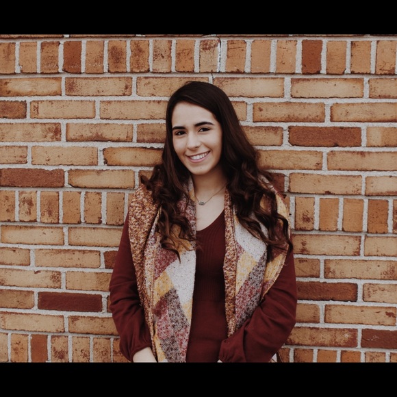 adrianna_2800